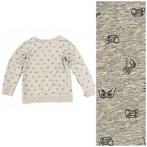 ⭐️ Carter’s Long Sleeve Graphic Print Sweatshirt | Game Controllers | Size 10/12